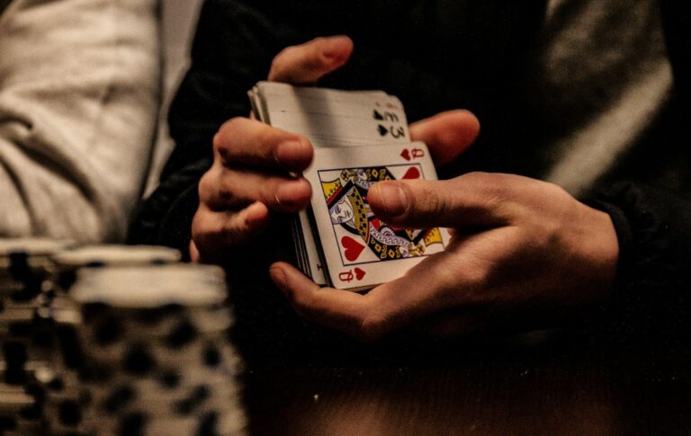Ein Poker-Skandal rund um RFID-Karten erschüttert die Szene